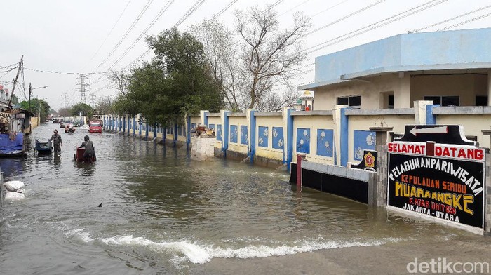 Plt Gubernur DKI: Pembangunan Tanggul Muara Angke Selesai 7 Bulan