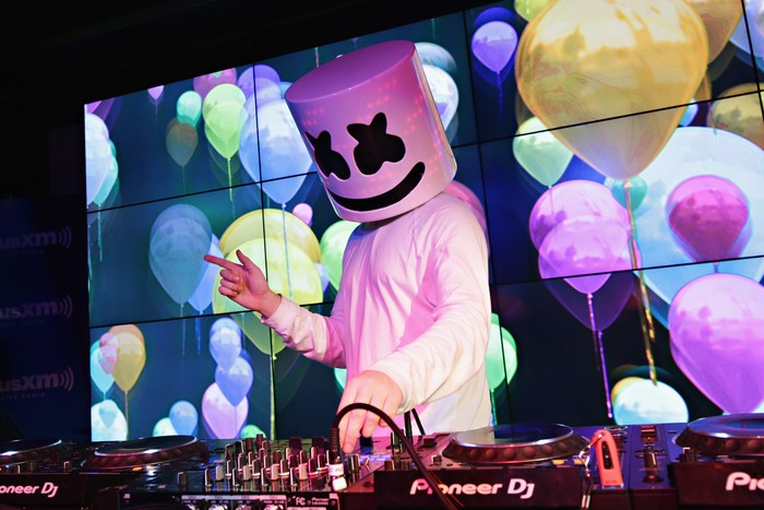 NEW YORK, NY - NOVEMBER 18:  Marshmello performs a private concert for SiriusXM listeners at the YouTube Space on November 18, 2016 in New York City.  (Photo by Cindy Ord/Getty Images for SiriusXM)