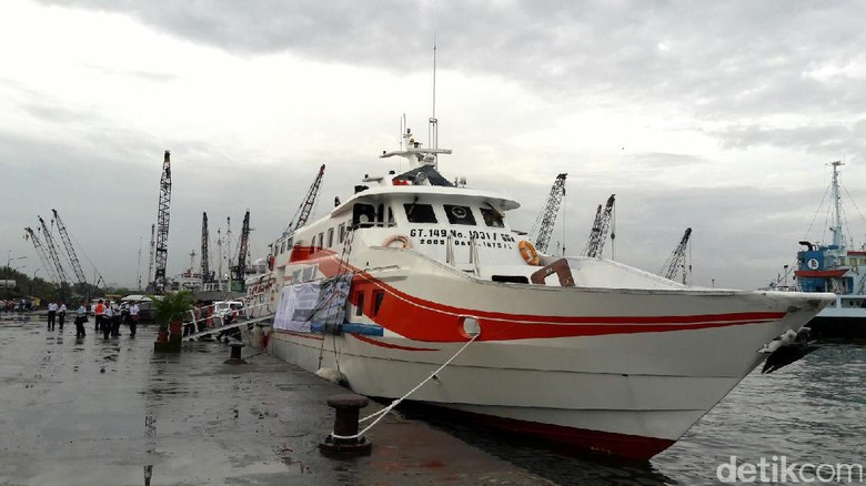 Wisata ke  Kepulauan  Seribu  dari  Sunda  Kelapa  Kini Ada KM 