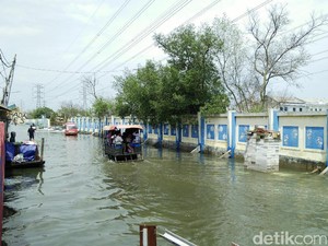 Warga Harap Perbaikan Tanggul Jebol di Muara Angke Dipercepat