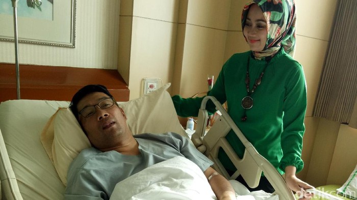 Setelah Dirawat 8 Hari, Ridwan Kamil Keluar dari Rumah Sakit