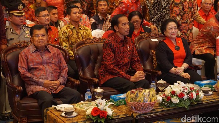 Bersama Megawati, Jokowi dan JK Hadiri HUT Ke-44 PDIP