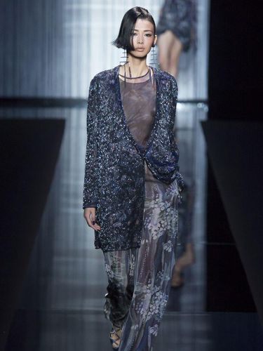 Menggunakan Busana Warna Ini Membuatmu Terlihat Lebih Muda