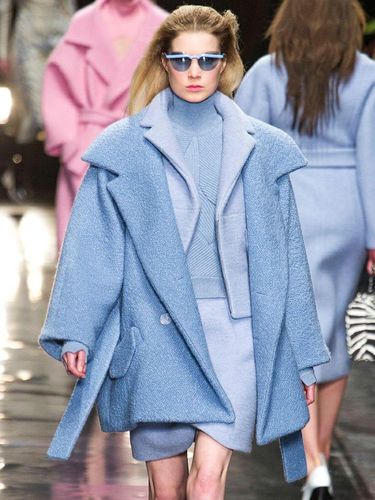 Menggunakan Busana Warna Ini Membuatmu Terlihat Lebih Muda