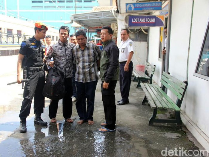 Terekam CCTV, Penumpang KA Sembrani Kepergok Mencuri