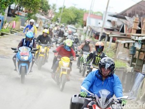 Gubernur Bengkulu Kecelakaan saat Blusukan Pakai Motor, Bahu Retak
