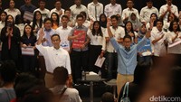 Cagub-cawagub DKI Jakarta Anies Baswedan dan Sandiaga Uno berkampanye di GOR Sunter, Jakarta, Rabu (10/1/2017).