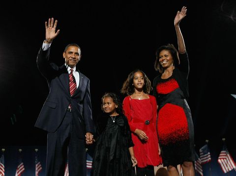 Fokus Belajar, Sasha Obama Absen di Acara Perpisahan Ayahnya