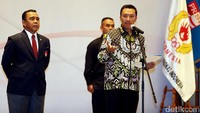Menpora Imam Nahrawi memberikan sambutan.