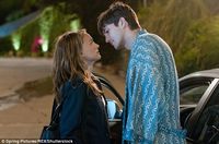 Kekesalan Natalie Portman Dibayar 3 Kali Lebih Kecil Dari Ashton Kutcher