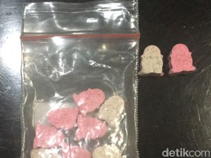 Polisi Bongkar Peredaran Ekstasi Berbentuk Permen Penguin