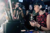Tips Makeup Natural A la Dian Sastrowardoyo