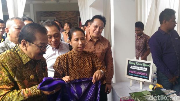 Rini Soemarno di Rumah Kreatif BUMN