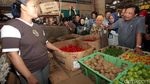 Anggota DPR Cek Harga Cabai di Pasar Palmerah