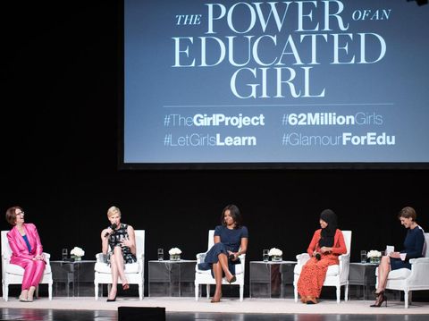 Fokus Belajar, Sasha Obama Absen di Acara Perpisahan Ayahnya