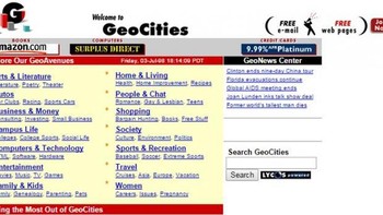 Layanan web hosting Geocities dulu sangat tenar, sekitar tahun 1995 ke atas. Yahoo kemudian mengakuisisinya pada tahun 1999, ketika Geocities adalah website terpopuler ketiga di dunia. Namun sepuluh tahun kemudian, Geocities akhirnya ditutup karena tak lagi laku. Kini, Geocities masih bisa diakses di Jepang. Foto: Istimewa