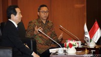 Zulkifli Hasan berdialog dengan Chung Sye-kyun.
