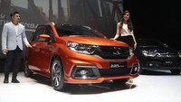 New Mobilio ini hadir dengan tampilan eksterior baru.