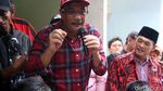 Antusias Warga Cakung Temui Cawagub Djarot