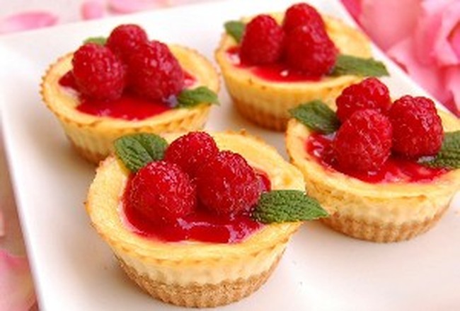 Yuk, Buat Pastry Isi Krim Keju dan Mini Cheesecake yang Gurih!