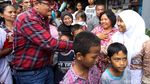 Antusias Warga Cakung Temui Cawagub Djarot