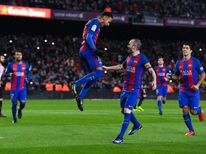 Barca Mengendalikan Laga Lawan Valencia