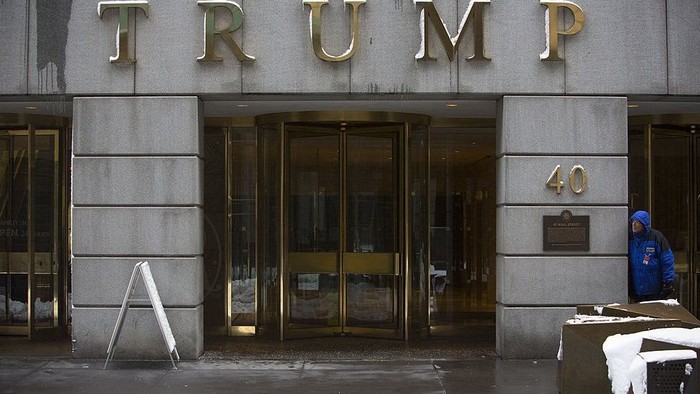 Konflik Kepentingan Donald Trump, dari Bogor hingga Buenos Aires
