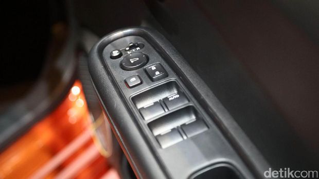 Honda Beri Diskon Rp 20 Juta untuk Mobilio Model Lama