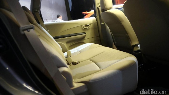 Biar Bisa Pasang TV, Alasan Honda Ganti Head Rest Jok Mobilio