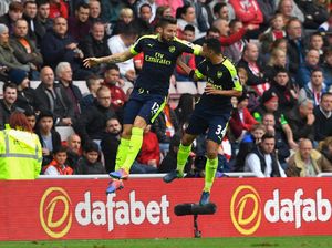 Giroud, Koscielny, dan Coquelin Teken Kontrak Baru dengan Arsenal