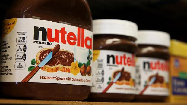 Giovanni Ferrero, Miliarder Cokelat dan Novel