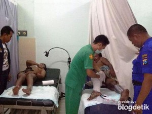 Perahu Meledak, Lima Nelayan Dibawa ke Rumah Sakit