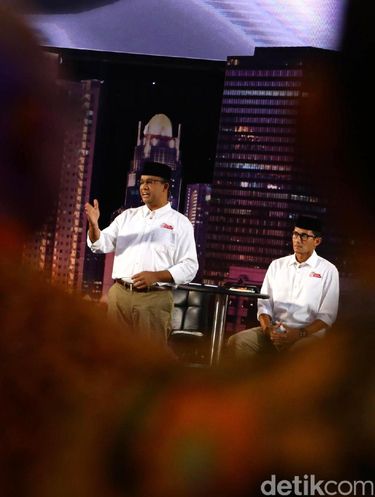 Live Report: Panasnya Debat Cagub-Cawagub DKI 
