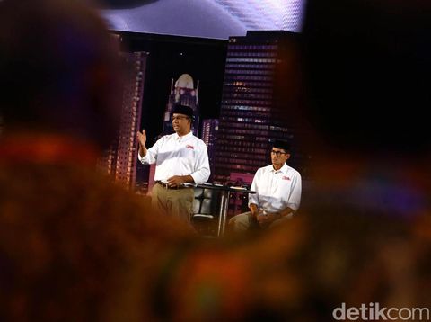Live Report: Panasnya Debat Cagub-Cawagub DKI 