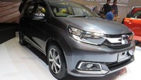 Paket modifikasi kita sediakan untuk konsumen yang ingin tampil beda, kata Direktur Pemasaran dan Layanan Purna Jual PT Honda Prospect Motor, Jonfis Fandy di Jakarta.