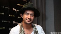 Reza akan beradu peran dengan aktor asal Filipina, Thailand, dan Taiwan. Hanif Hawari/detikHOT