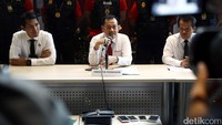 Dapat diduga mereka ini sebagai PSK, dan ini sedang kita dalami, kata Direktur Pengawasan dan Penindakan Imigrasi (Wasdakim) Ditjen Imigrasi Kemenkum HAM Yurod Saleh Yurod.