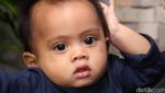 Gemes, Lihat Dia Sekala Bumi dengan Pipi Tembemnya