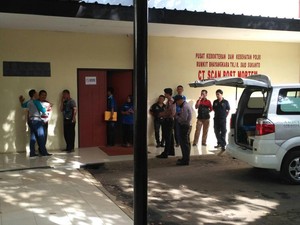 Tiga Jenazah Terduga Teroris Dibawa Pulang Keluarga dari RS Polri