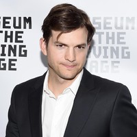 Ashton Kucther telah menjadi seorang ayah dari dua anak. Putri pertama Ashton dinamakan Wyatt Isabelle Kutcher dan putra keduanya dinamakan Dimitri Portwood Kutcher. Foto: Getty Images