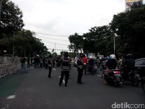 Demo HMI membuat lalin padat