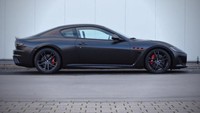 Maserati GranTurismo MC Stradale dibekali mesin V8 berkapasitas 4.7 liter yang bisa menghasilkan 444 daya kuda.