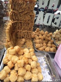 Gorengan Renyah, Camilan Gurih yang Bikin Ketagihan!