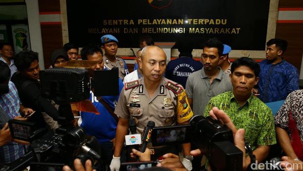 Kapolres Jaktim Kombes Agung Budjiono