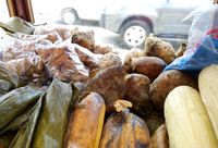 Menangkal Hawa Dingin dengan Jajan Bajigur dan Rebusan