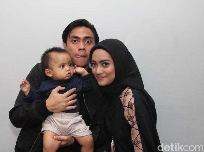 Ayudia Bing Slamet Ayudia Bing Slamet
