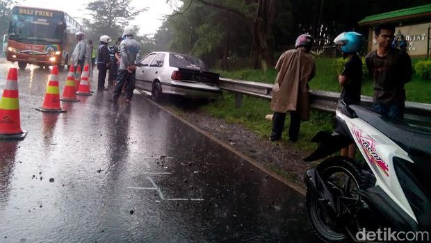 Ini Kronologi Kecelakaan Frontal di Pasuruan yang Telan 4 Jiwa