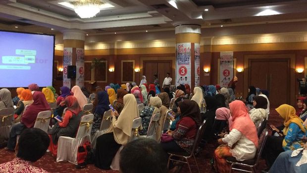 Sandiaga berpesan agar semua pengusaha UMKM harus berbasis online dan digital.