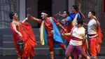 Aksi Citra Kirana di Panggung Teater Lysistrata