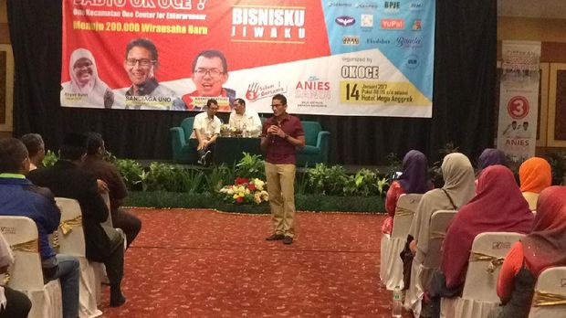 Sandiaga menyentil Ahok dan Djarot hanya berpihak kepada pengusaha besar.